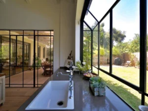 חלונות בלגיים ברזל או אלומיניום